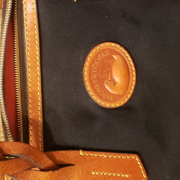 Dooney & Bourke canvas bag ..black. great condition! - Picture 2 of 10